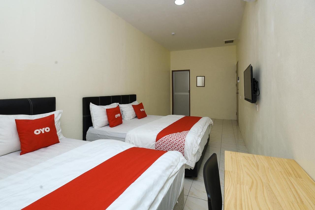 Oyo 90172 Goodwill Homestay Batu Niah Exterior photo