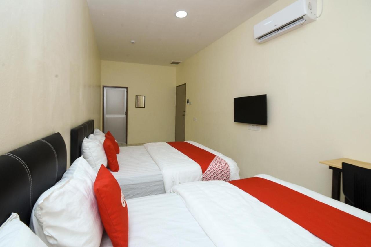 Oyo 90172 Goodwill Homestay Batu Niah Exterior photo