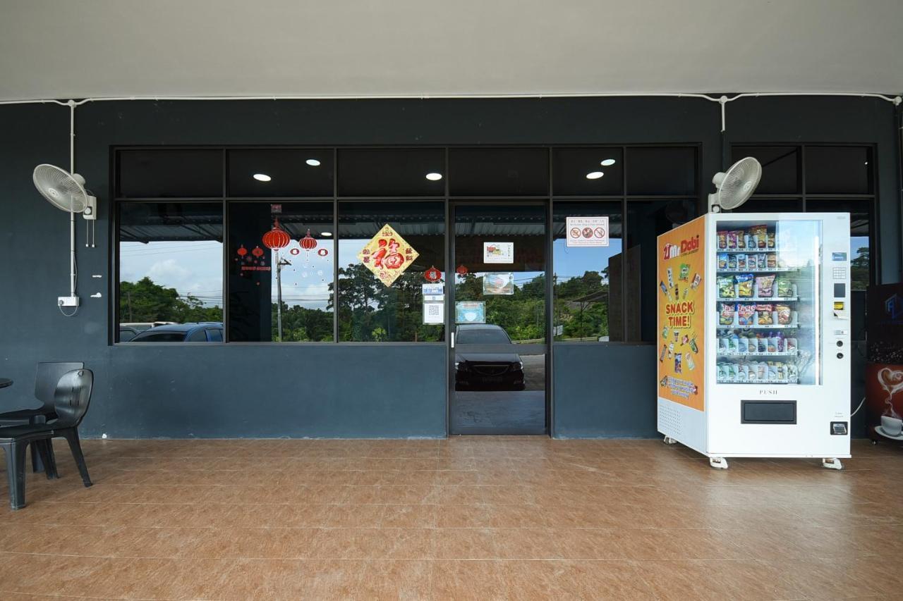 Oyo 90172 Goodwill Homestay Batu Niah Exterior photo