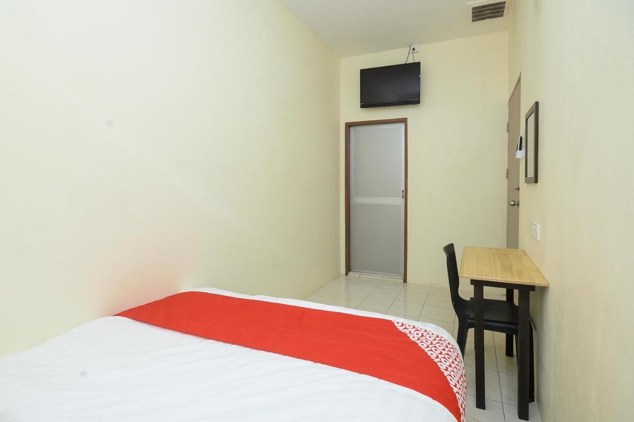 Oyo 90172 Goodwill Homestay Batu Niah Exterior photo